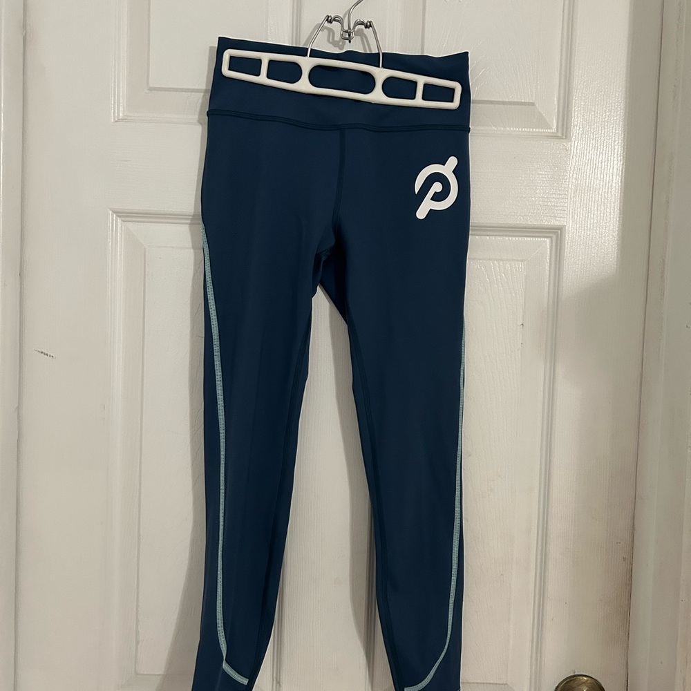 Peloton Blue leggings with Light Accents Sz S